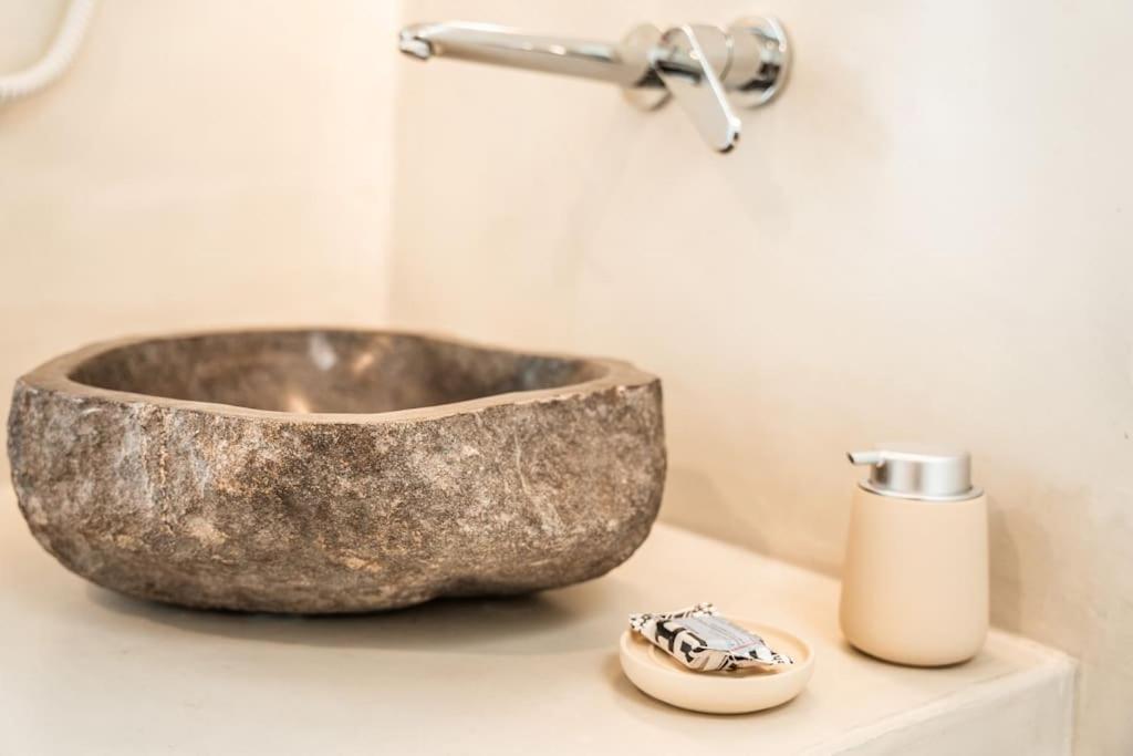 Vila Akri Santorini With Heated Jacuzzi Emporio  Exteriér fotografie
